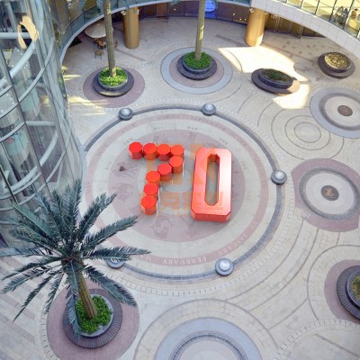 玻璃钢70周年坐凳户外景观造型广场座椅