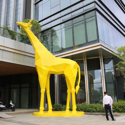 长颈鹿玻璃钢雕塑