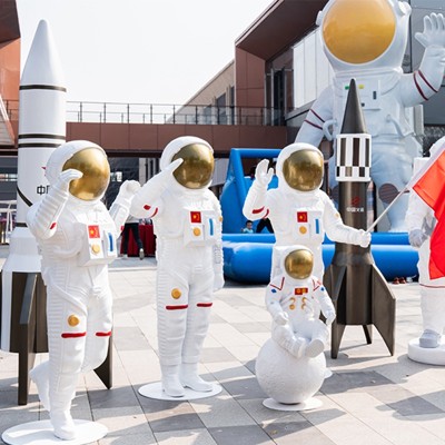 玻璃钢宇航员雕塑太空人物摆件