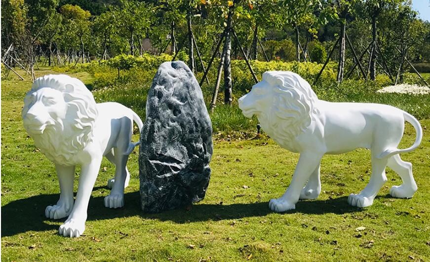 仿真狮子玻璃钢雕塑，威武霸气的狮子来了!