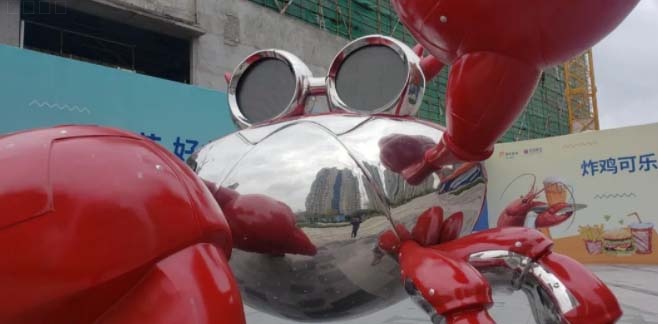 玻璃钢结合不锈钢雕塑·朋克螃蟹
