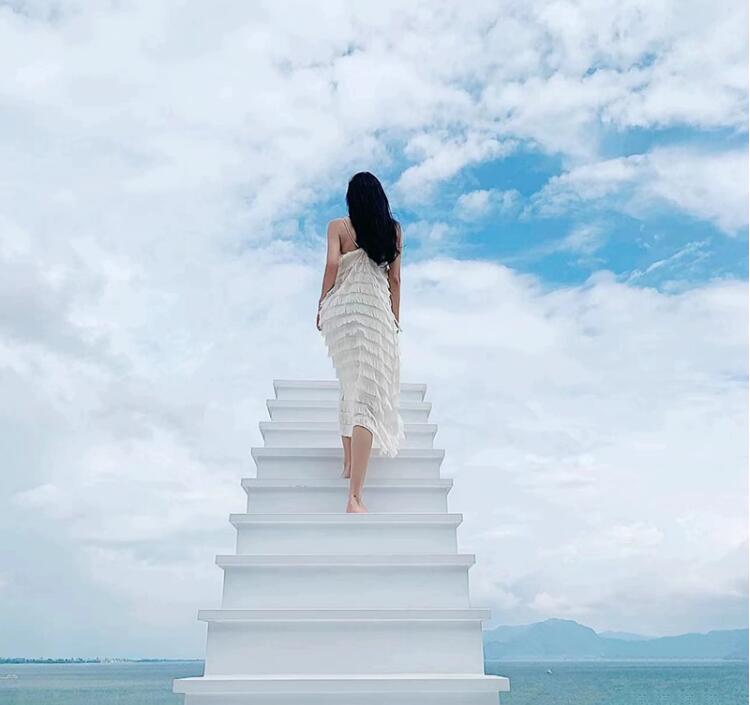 网红景区景观天梯互动美陈异形装置 网红景区景观天梯互动美陈异形装置