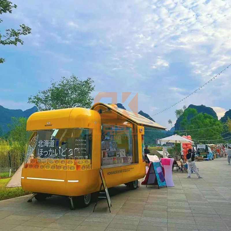 网红美陈餐车商业街区美食摆摊车 网红美陈餐车商业街区美食摆摊车