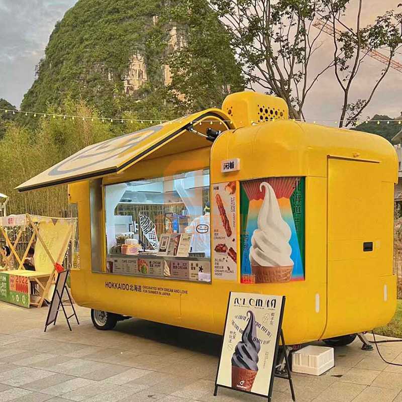 网红美陈餐车商业街区美食摆摊车 网红美陈餐车商业街区美食摆摊车
