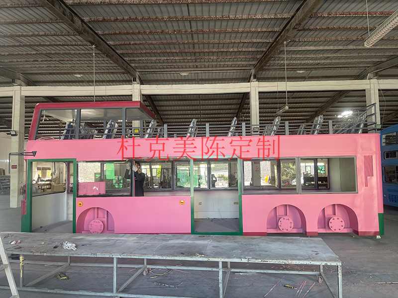 不锈钢大巴车网红街景餐车金属打卡餐饮雕塑 不锈钢大巴车网红街景餐车金属打卡餐饮雕塑