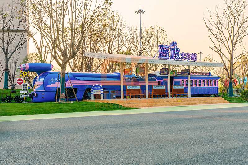 不锈钢火车造型雕塑旅游景观网红打卡摆件小品 不锈钢火车造型雕塑旅游景观网红打卡摆件小品